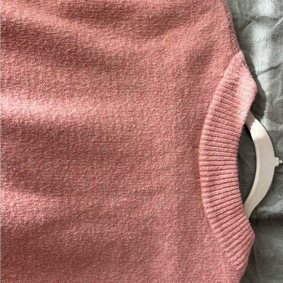 Sweater bundle - Picture 3 of 9